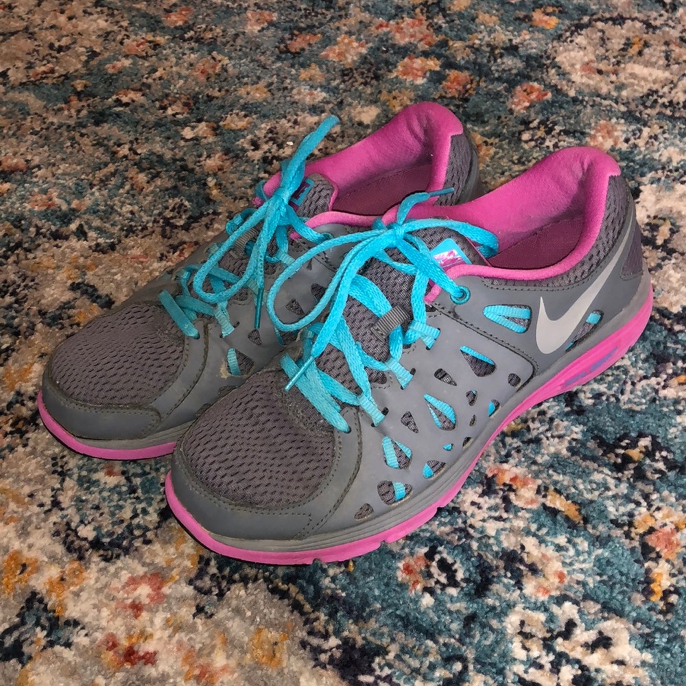Nike Dual Fusion Run 2 in Grey/Pink/Blue SZ 8